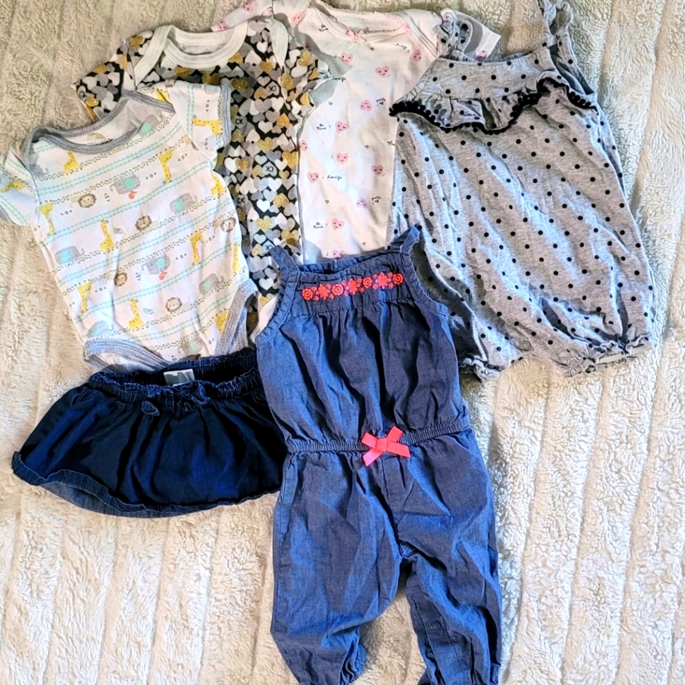 **SOLD**3/6 & 6M ONESIE, SKORT, JUMPSUITS